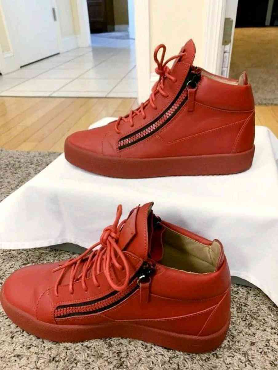 Giuseppe Zanotti Kriss - Greenbelt, Maryland - FleaMarketBay
