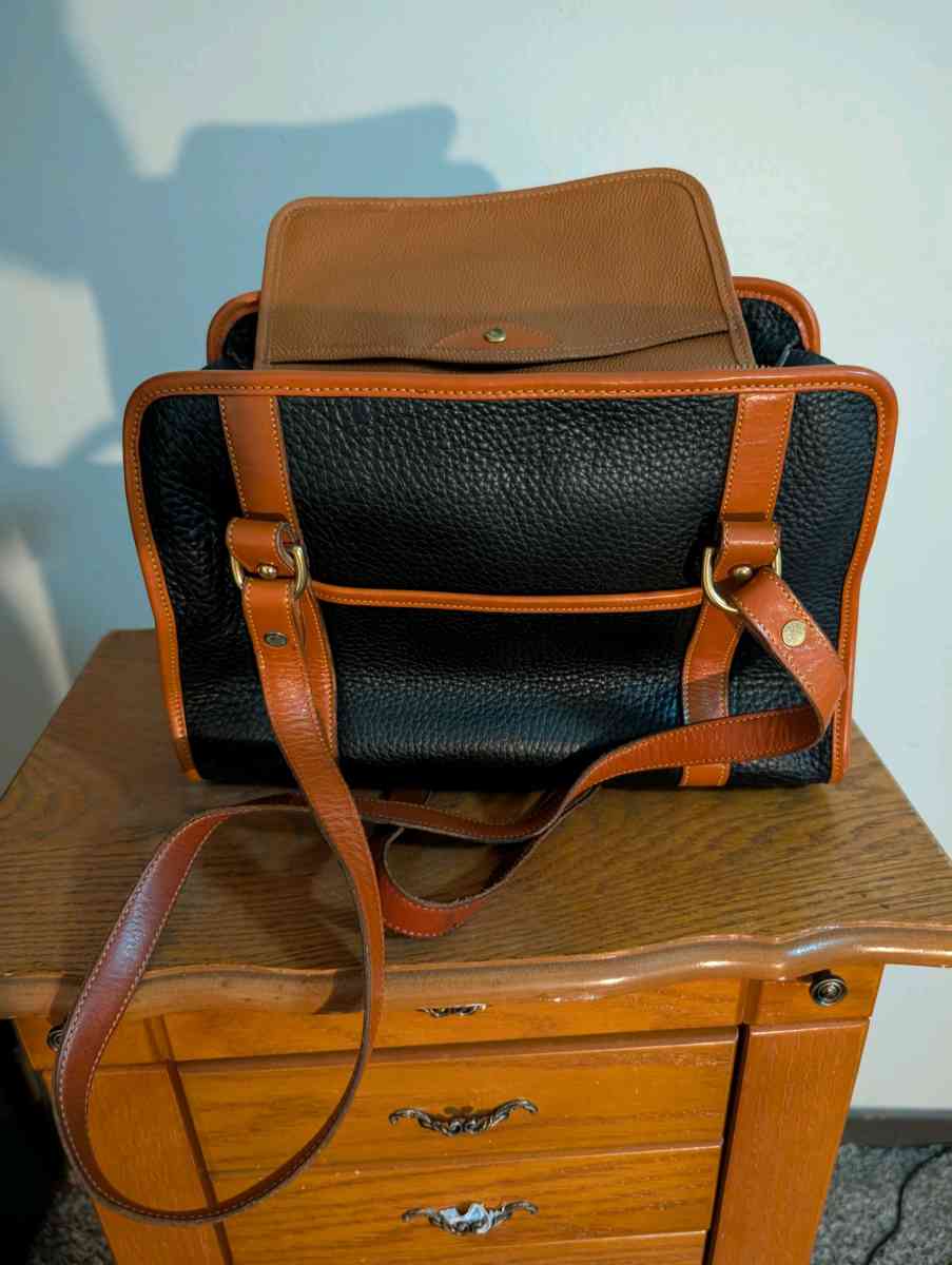 Black and Brown Leather Handbag - Baltimore, Ohio - FleaMarketBay
