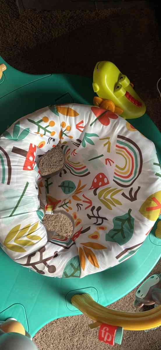 jumper - Flint, Michigan - FleaMarketBay