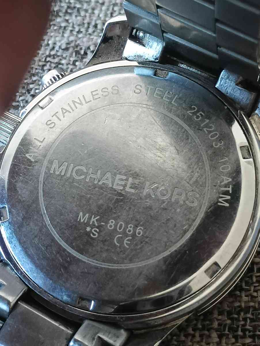 Michael Kors Silver Watch MK8086 - Frostproof, Florida - FleaMarketBay