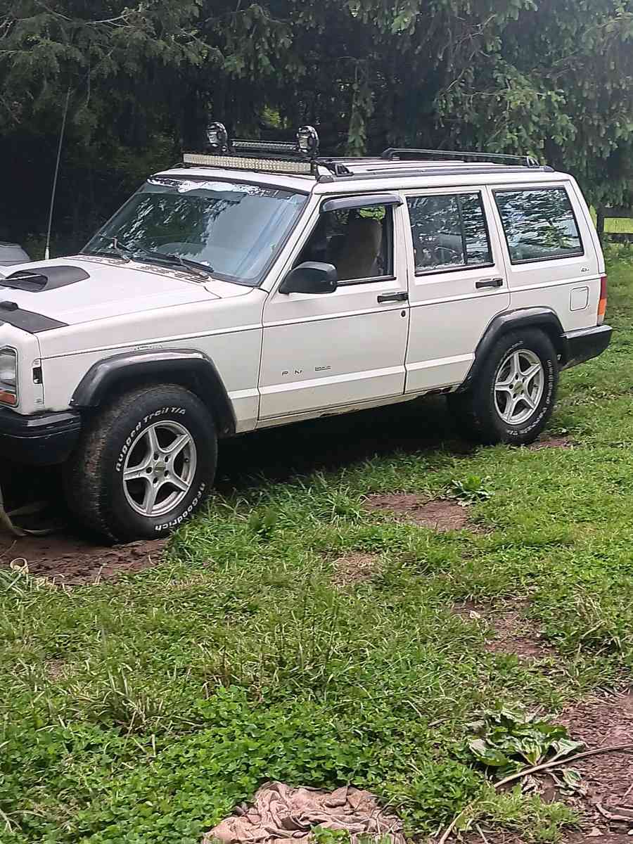 87 Jeep Cherokee - Richmond, Kentucky - FleaMarketBay