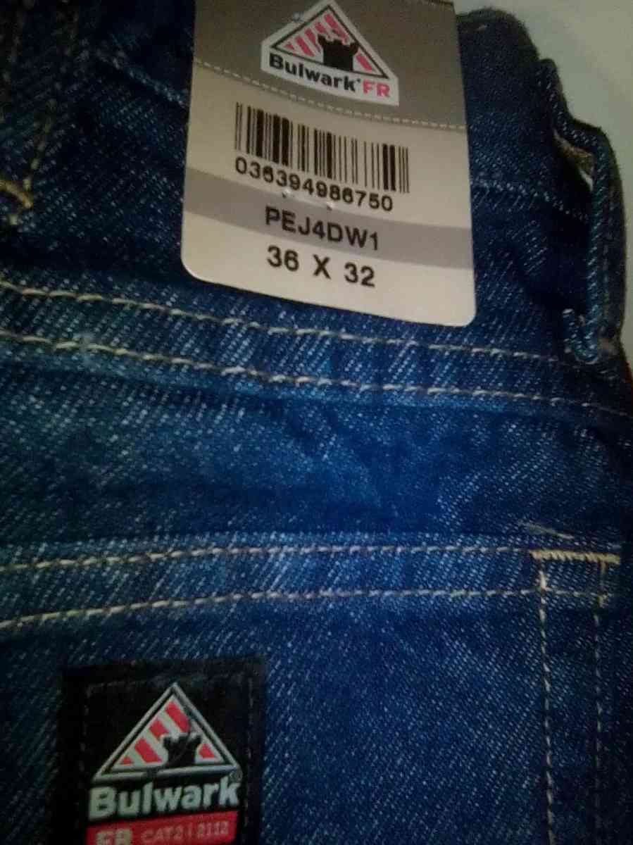 Bulwark FR work jeans - Brooklyn, New York - FleaMarketBay