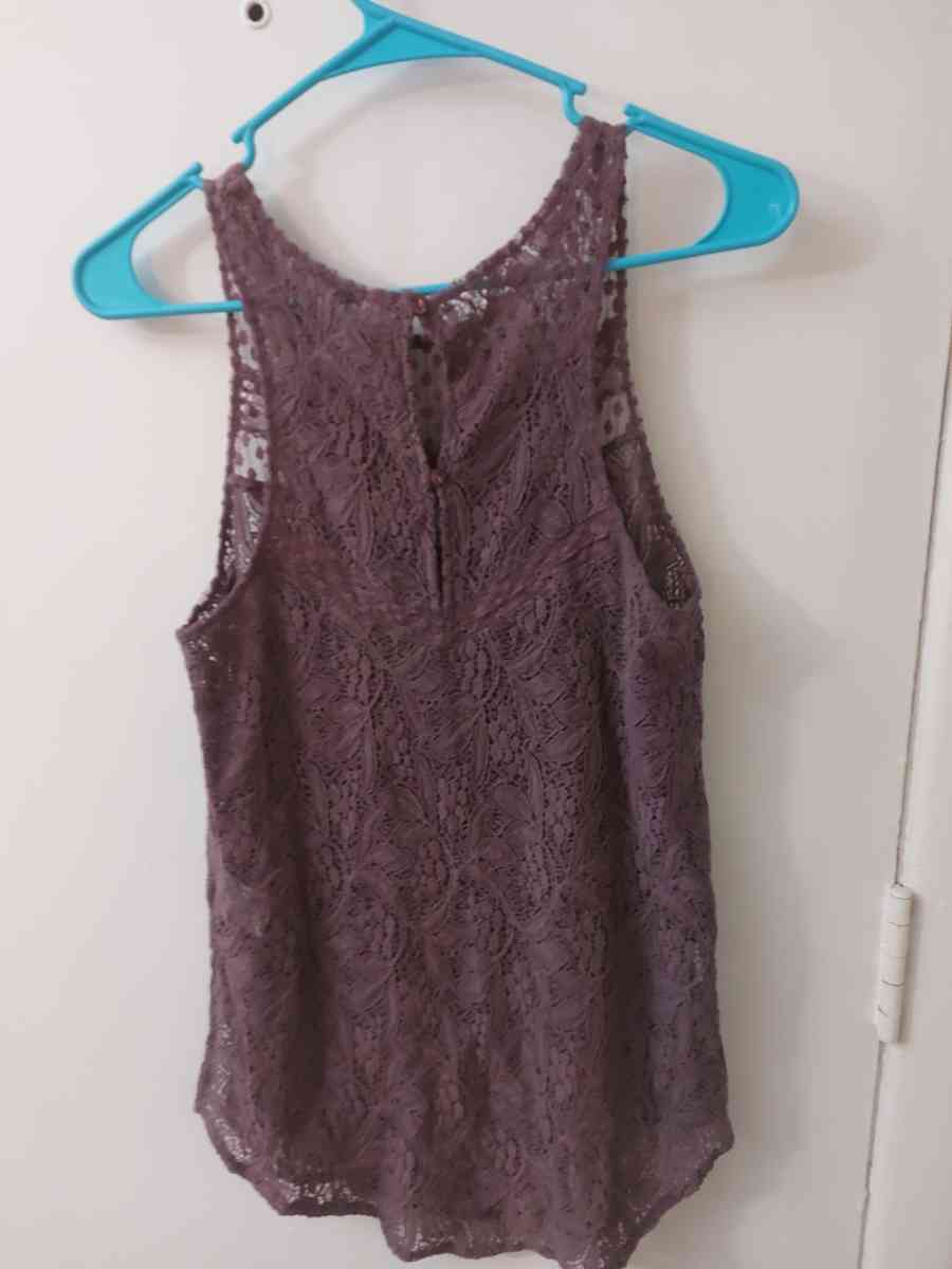 AEO American Eagle Outfitters Purple Crochet Tank Size XS Fe - Atlanta, Georgia - FleaMarketBay