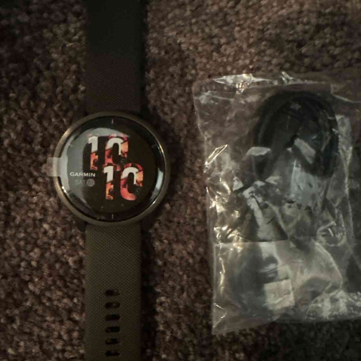 garmin venu 2s - Matteson, Illinois - FleaMarketBay