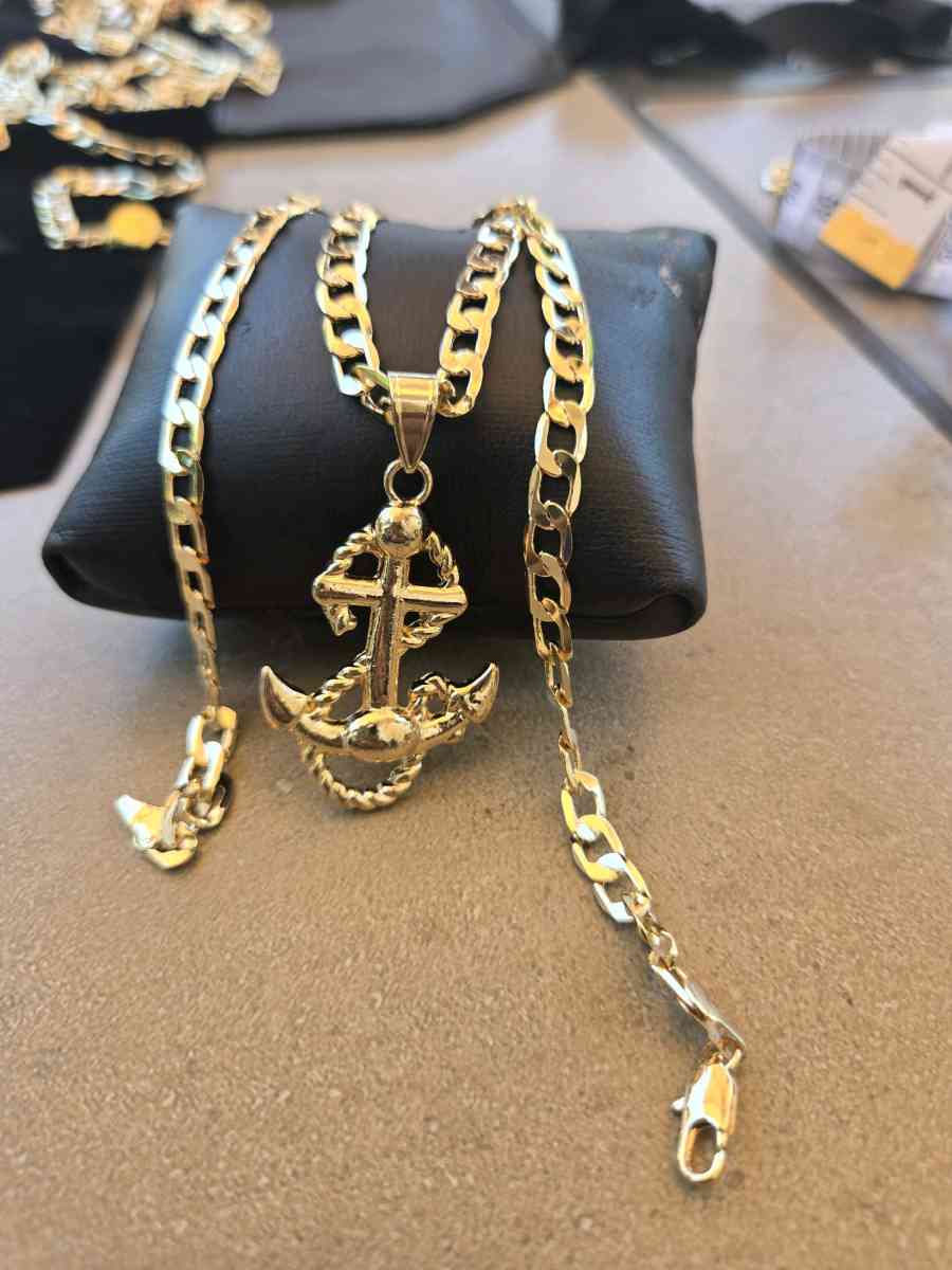 Chain with I said anchor in laminated gold - Sun Valley, California - FleaMarketBay