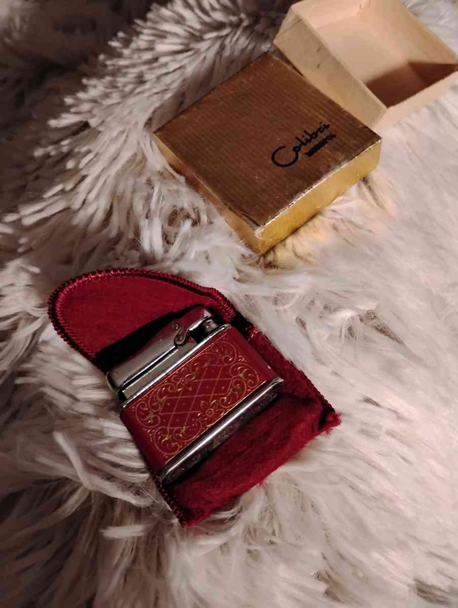 Zippo lighter never been used - Dike, Texas - FleaMarketBay