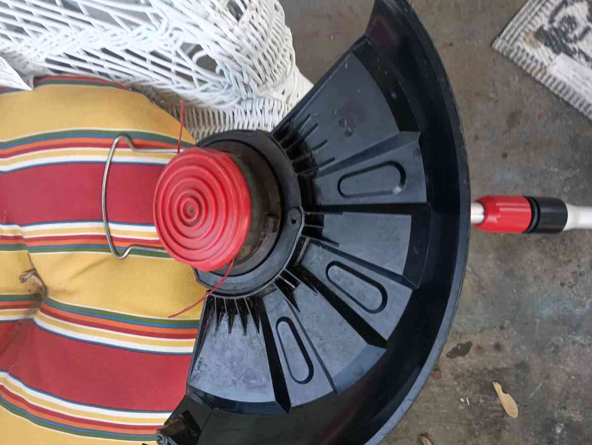 Hyper Tough 46Amp Weed Eater - Hampton, Virginia - FleaMarketBay