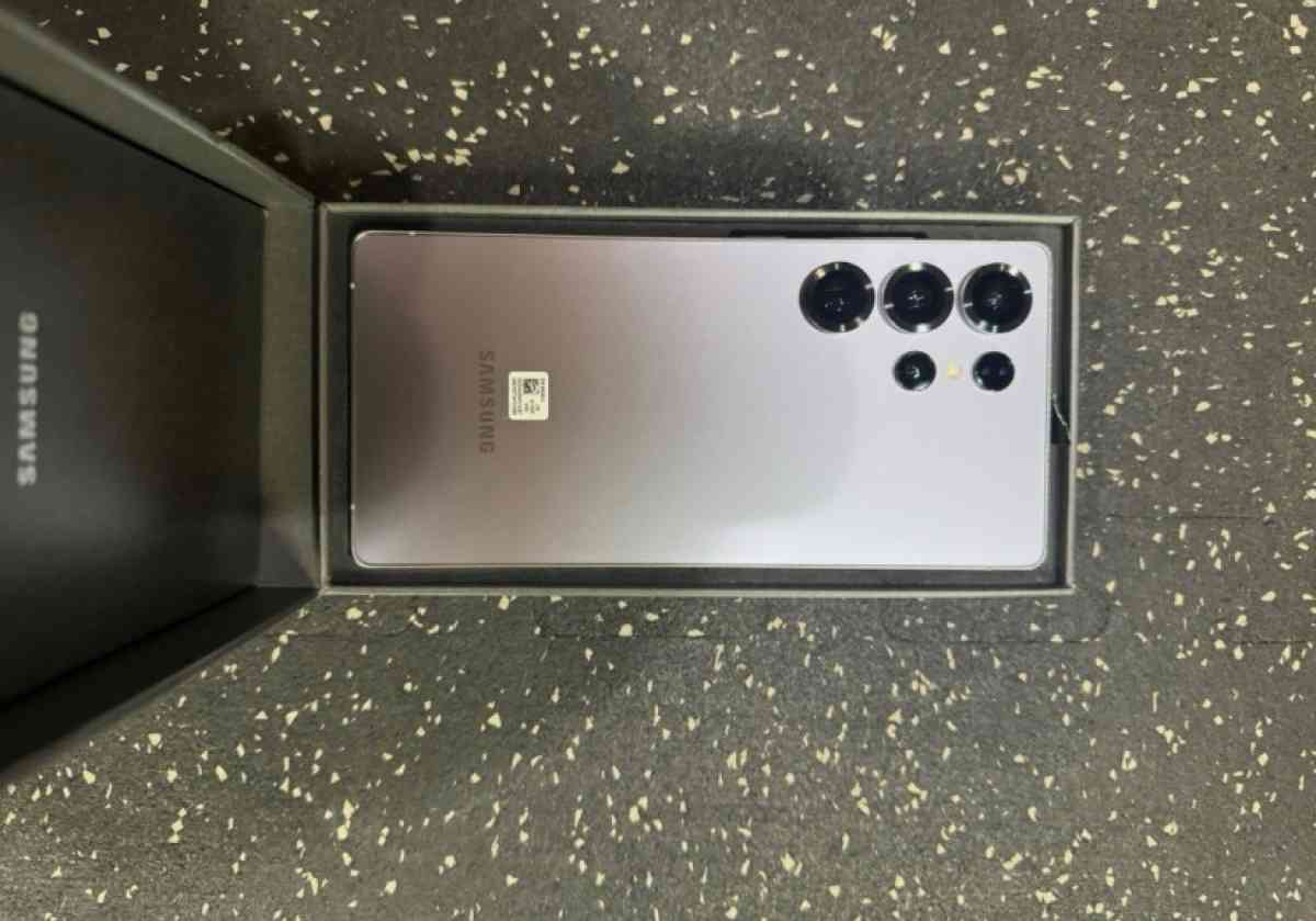 Brand new Samsung galaxy S 25 ultra - Alicia, Arkansas - FleaMarketBay