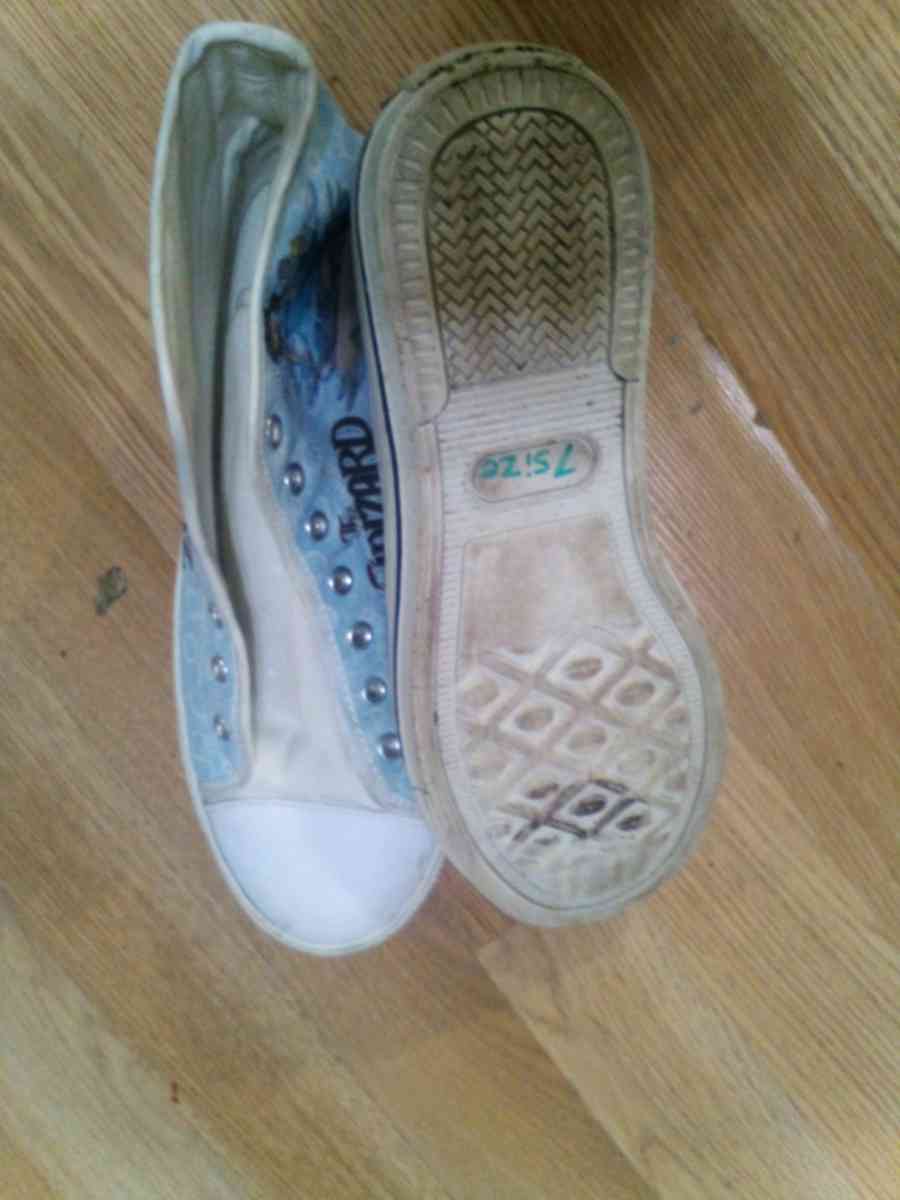 The wizard of Oz shoes - Broussard, Louisiana - FleaMarketBay
