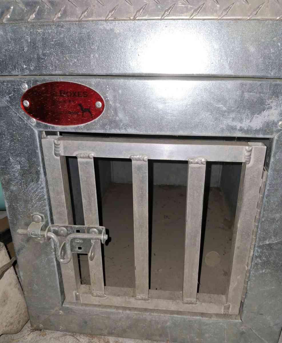 dog doors crates n more - Cottageville, South Carolina - FleaMarketBay