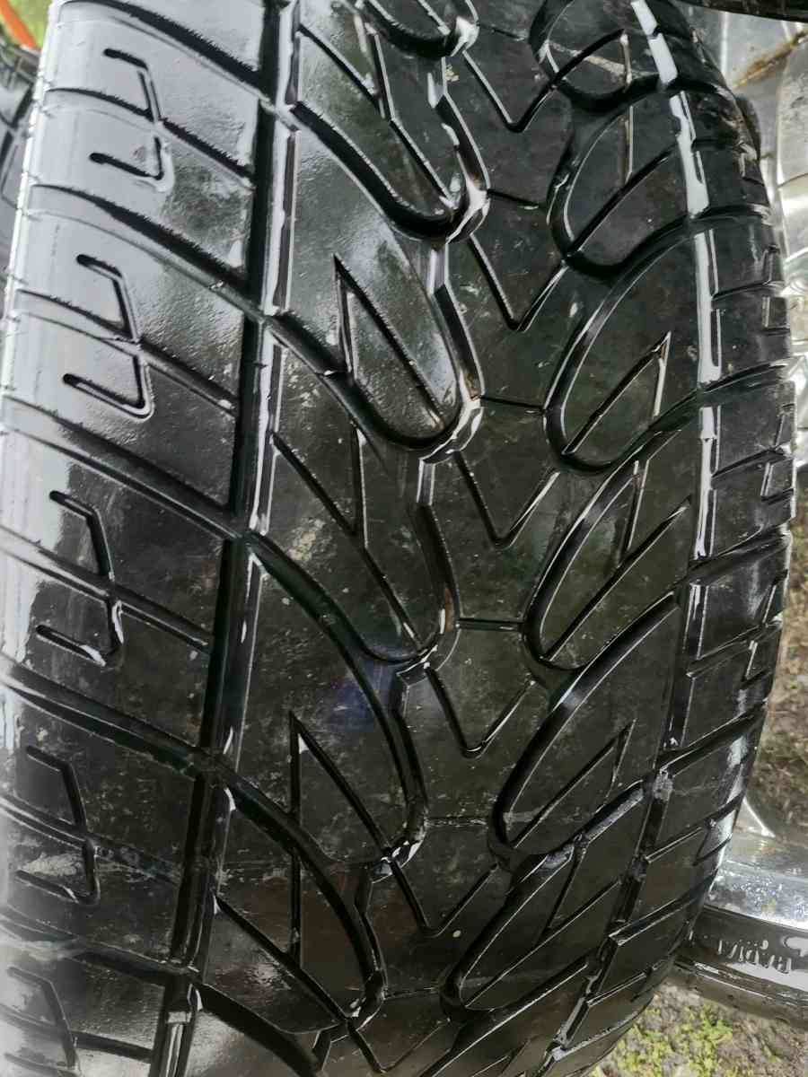 28 inch chrome wheels and tires - Jacksonville, Arkansas - FleaMarketBay