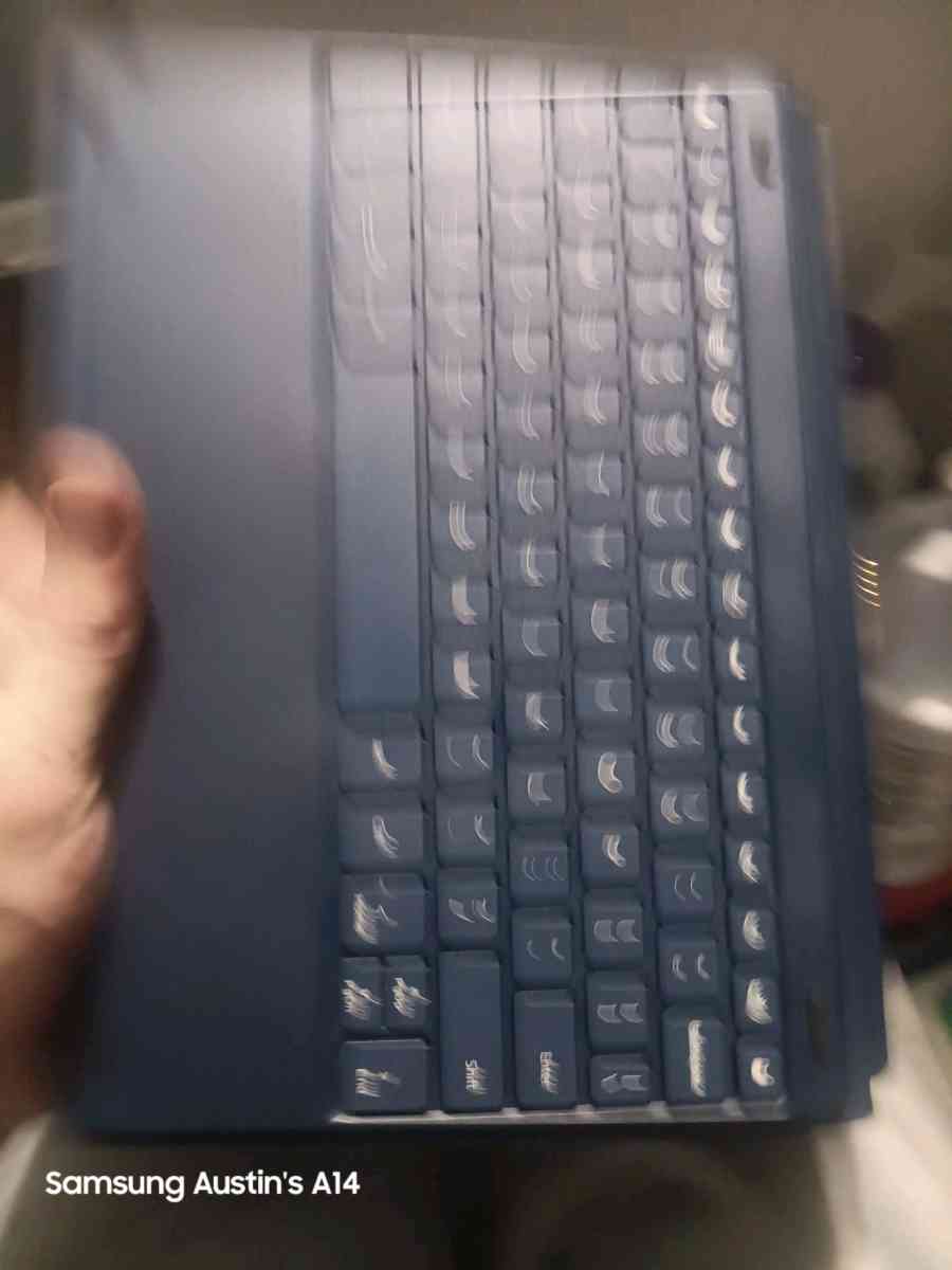 tablet Onn 10 inch - Atlanta, Georgia - FleaMarketBay