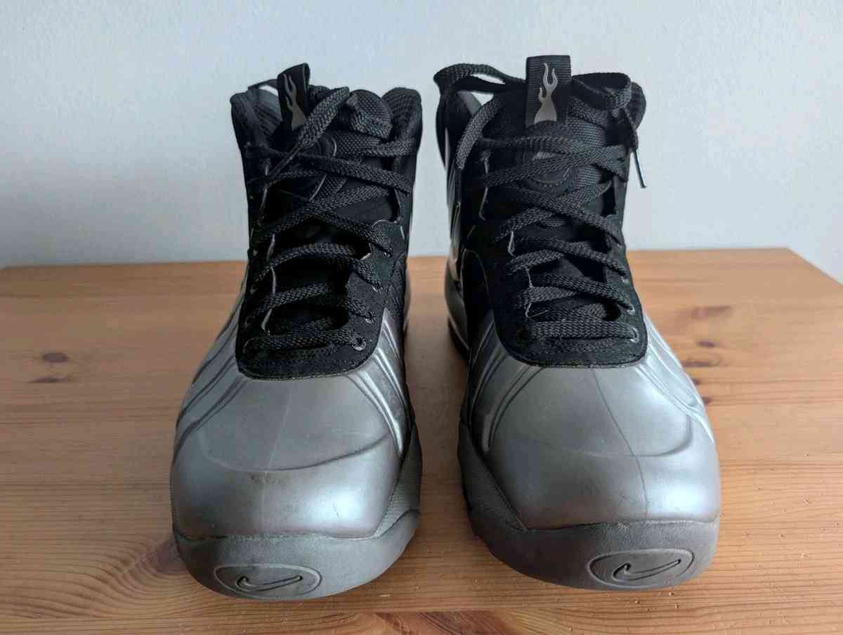 Nike ACG Air Bakin Posite Metallic Dark Gray - Dayton, Ohio - FleaMarketBay