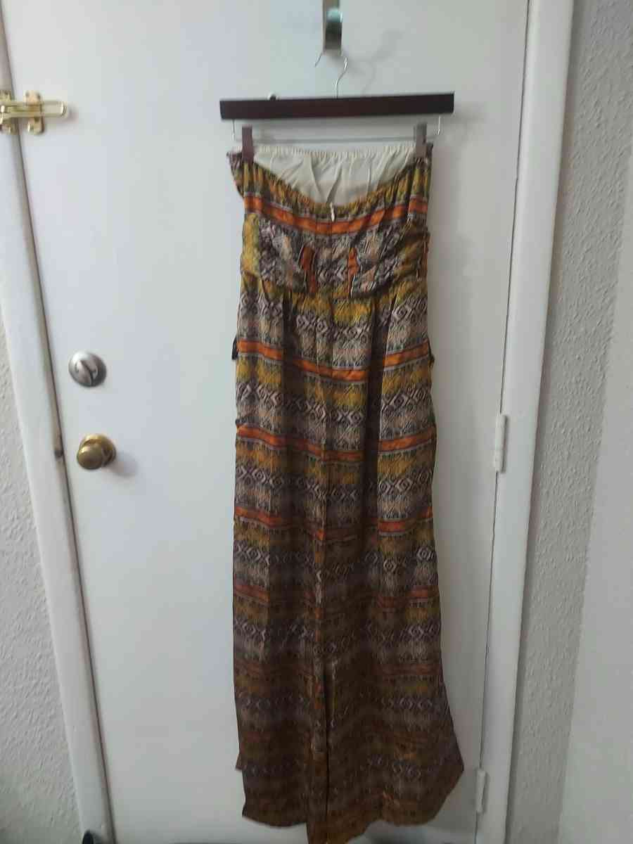 Lumiere Drop Waist Strapless Jumpsuit NWT Size S - Atlanta, Georgia - FleaMarketBay