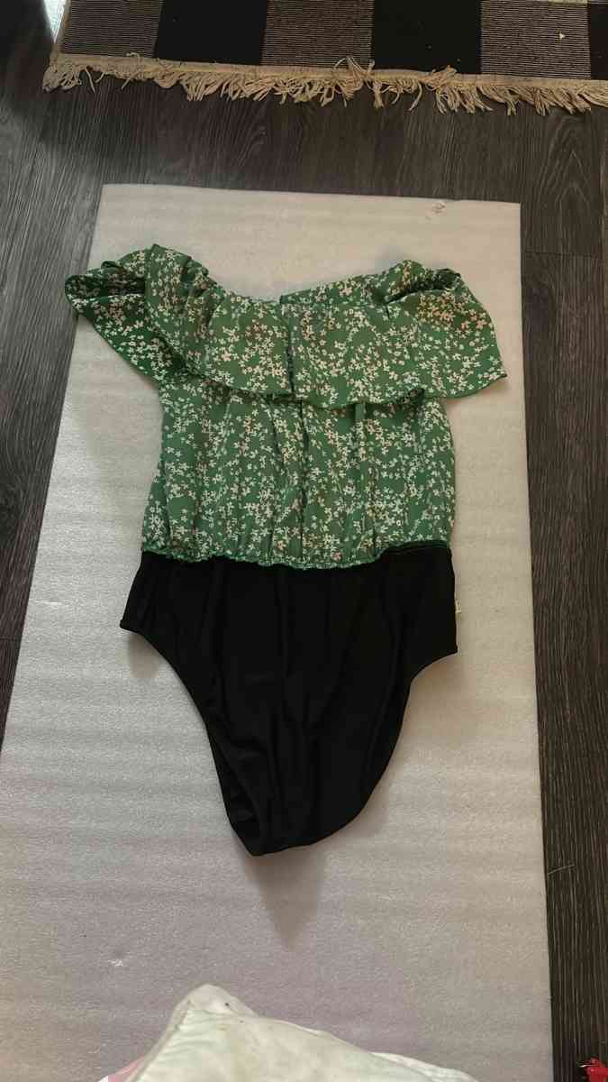 SHEIN Womens Floral Ruffle Bodysuit GreenBlack Size XL US 12 - Atlanta, Georgia - FleaMarketBay