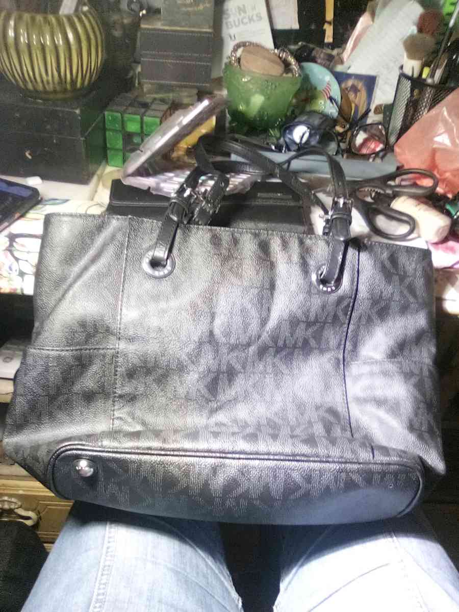 Micheal Kores purse - Houma, Louisiana - FleaMarketBay
