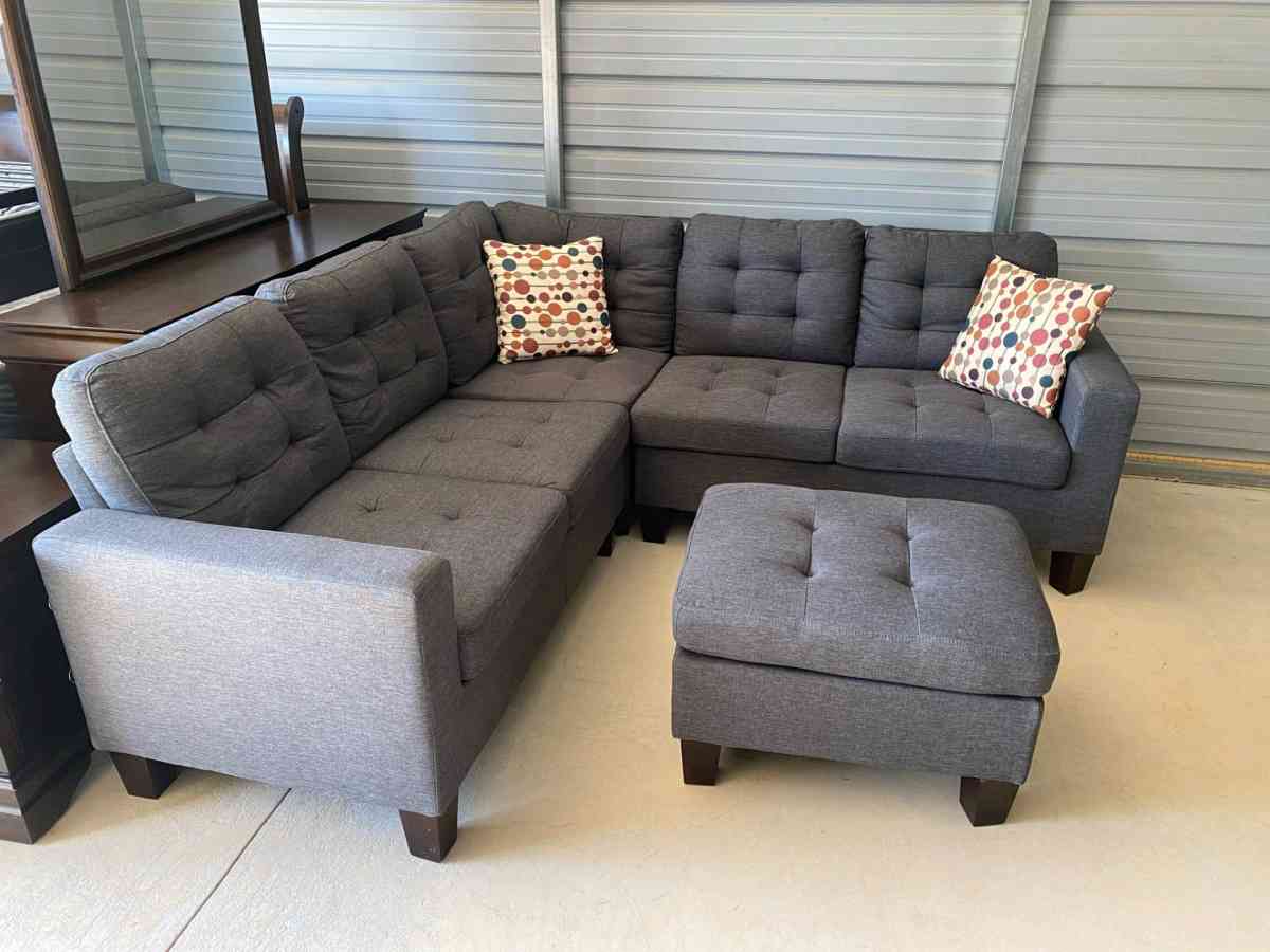 Grey sectional with ottoman Free Delivery If Needed - Frostproof, Florida