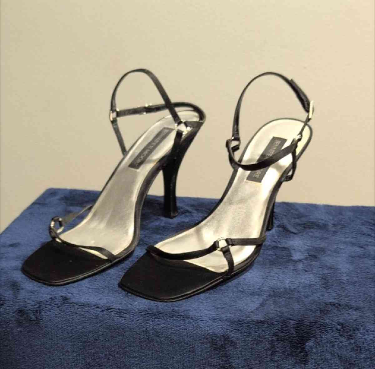Jennifer Moore Black Heels with Transparent Accents 10 m - Baltimore, Ohio - FleaMarketBay