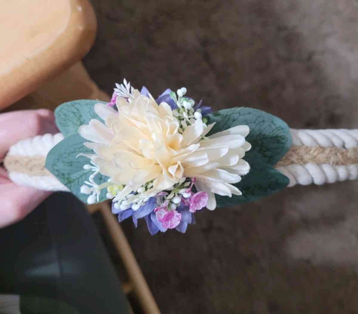 Dangle Earing Holder or Pin Holder - Yakima, Washington - FleaMarketBay