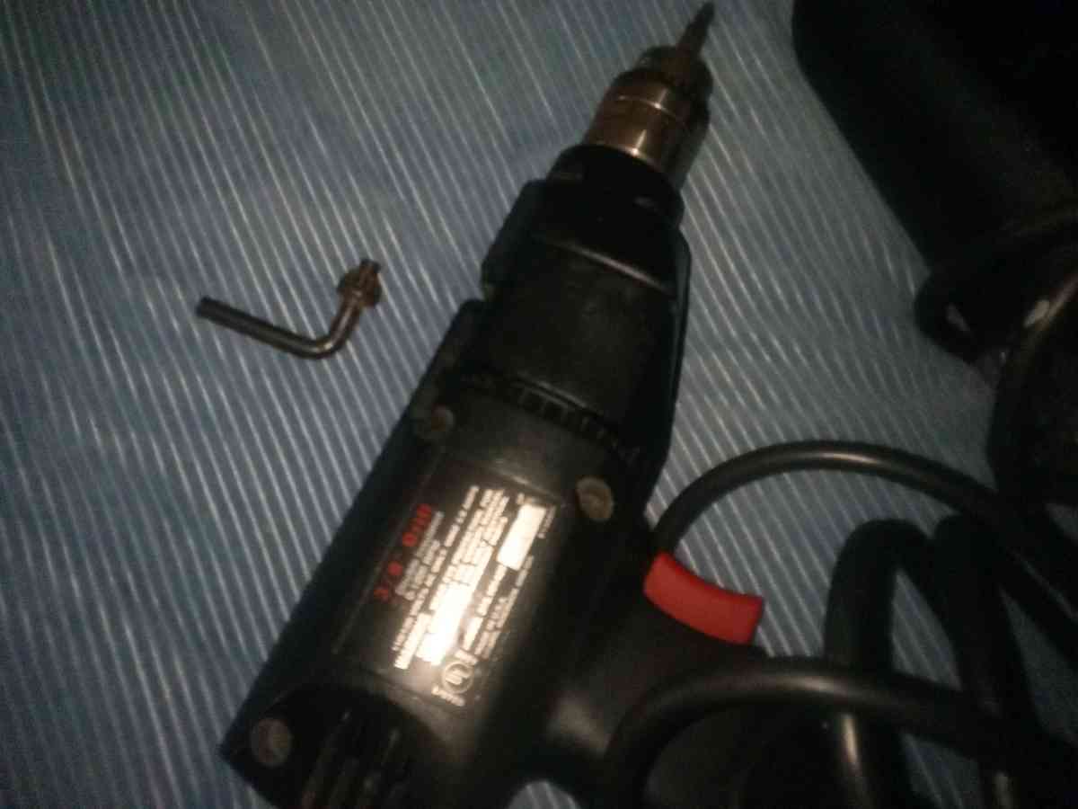 CRAFTSMAN Drill and Saw with brand new 4 pk saw blades - San Jose, California - FleaMarketBay