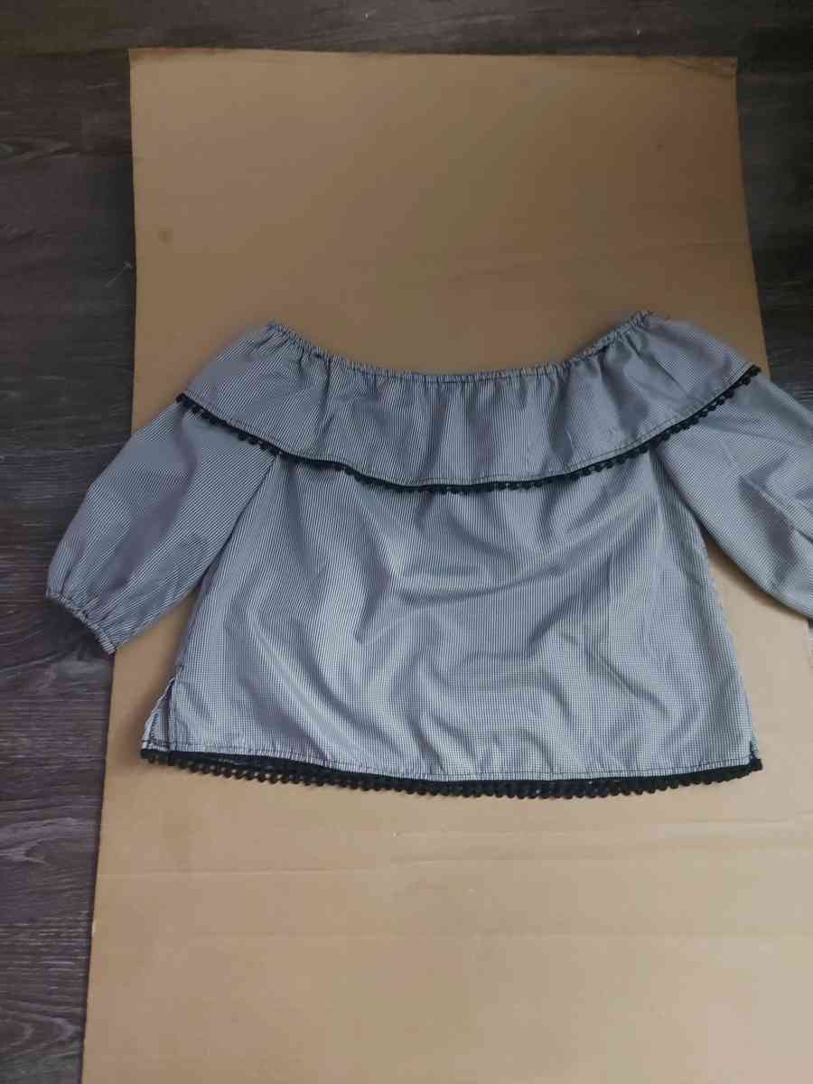 Bleuh Ciel Embroidered Gingham Boho Top BlackWhiteRed Size S - Atlanta, Georgia - FleaMarketBay