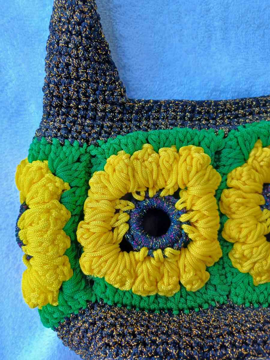 Chochet handbag - Waterbury, Vermont - FleaMarketBay