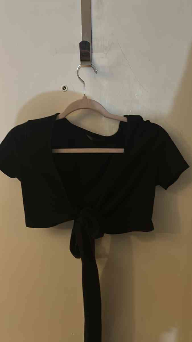 SHEIN Black Tie Front Crop Top Bolero Size S - Atlanta, Georgia