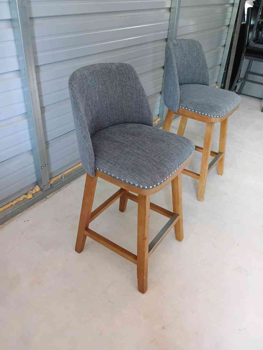 Julia Set of 2 Transitional Upholstered Counter Stools  Free - Frostproof, Florida - FleaMarketBay