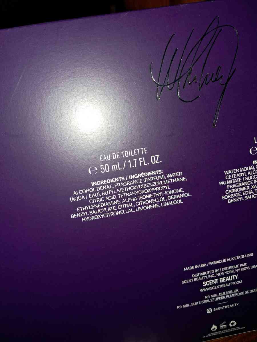 Whitney Houston gift swt nwt - Butler, Ohio - FleaMarketBay