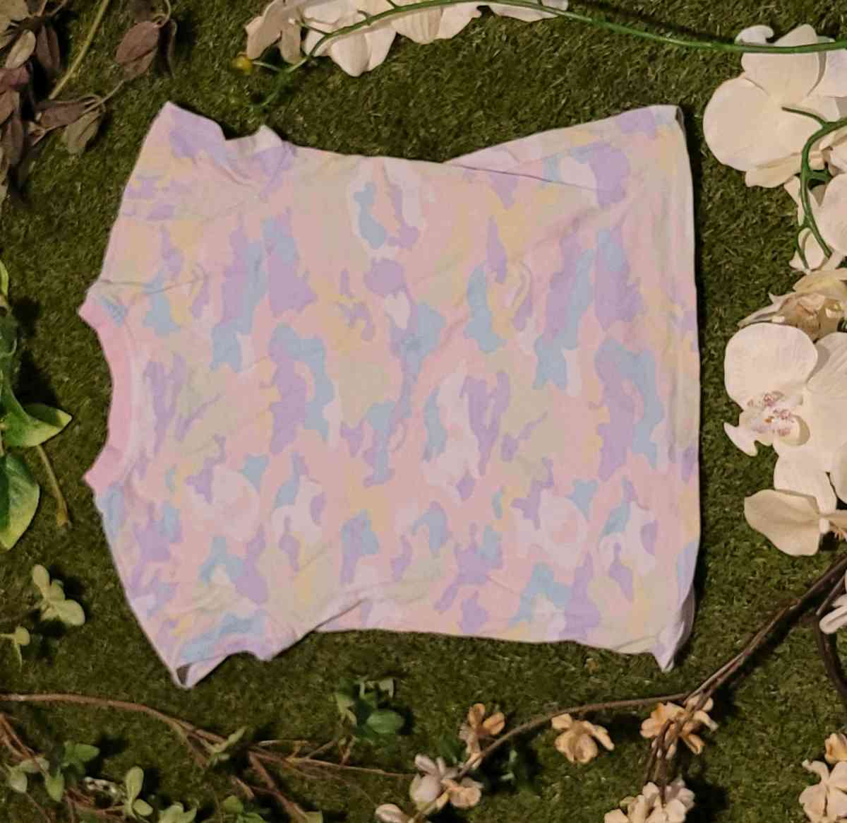 Pastel camo tee - Baltimore, Maryland - FleaMarketBay