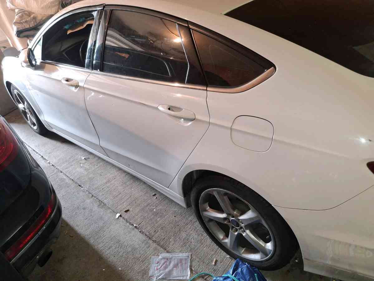 Ford fusion SE 2015 - Seattle, Washington - FleaMarketBay