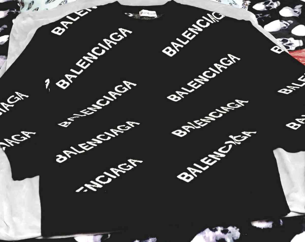 balenciaga sweater - Las Vegas, Nevada