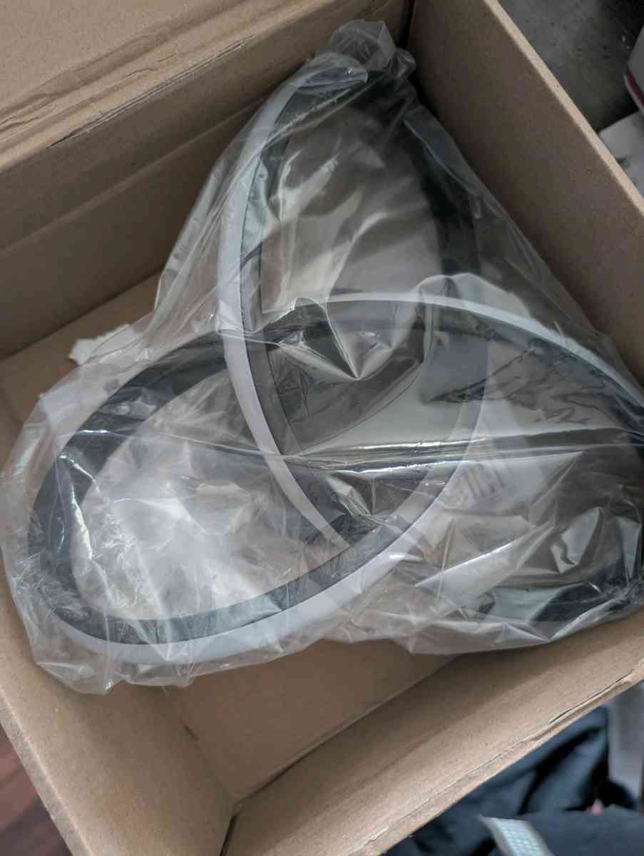 Ceiling Light Fixtures - Evansville, Indiana - FleaMarketBay