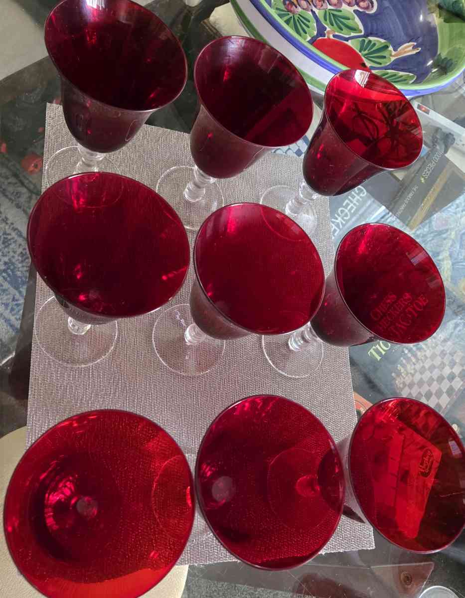 set de copas son 32 piezas - Oceanside, California - FleaMarketBay