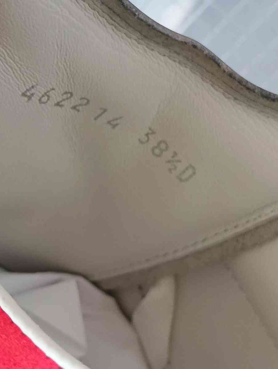 Alexander McQueen White Leather Sneakers 462214 size US 85 f - Frostproof, Florida - FleaMarketBay