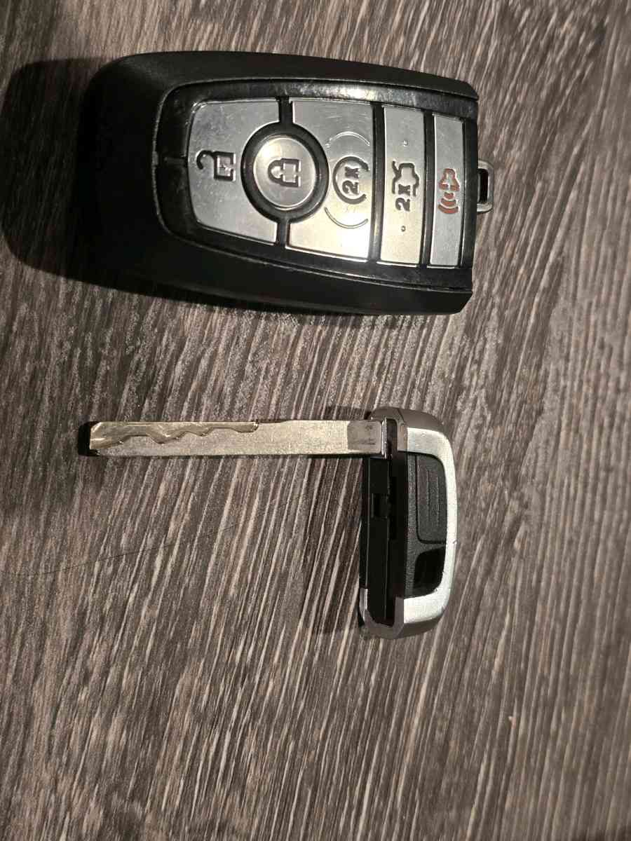 2019 Ford Key Fob - Menifee, California - FleaMarketBay