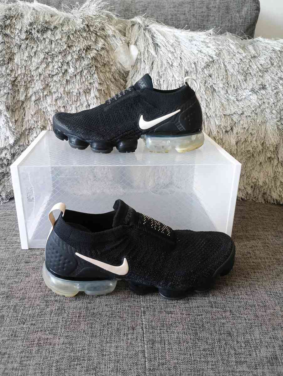 NIKE AIR VAPORMAX size 7 for women - Frostproof, Florida - FleaMarketBay