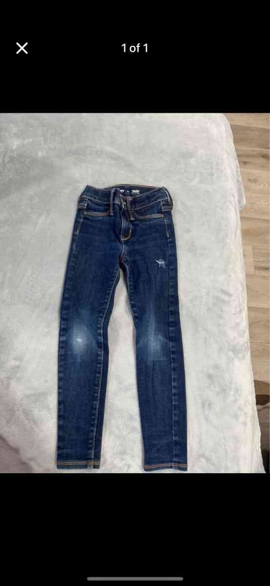 childs clothing 5t - Yakima, Washington - FleaMarketBay