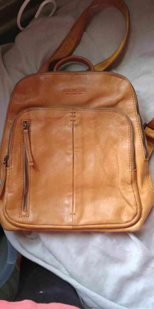 PURSES - Sumter, South Carolina - FleaMarketBay