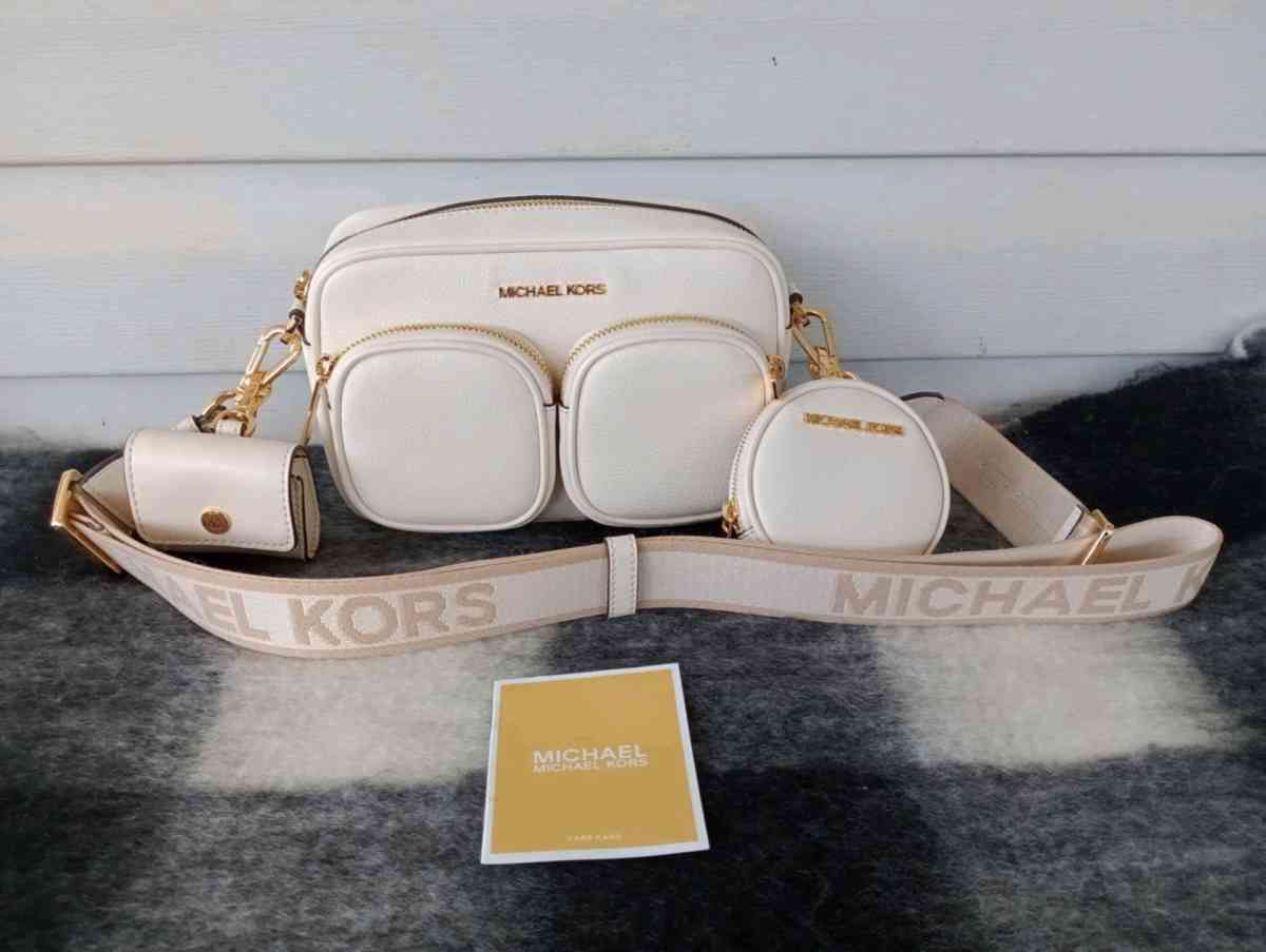 MICHAEL KORS JET SET TRAVEL purse - Frostproof, Florida
