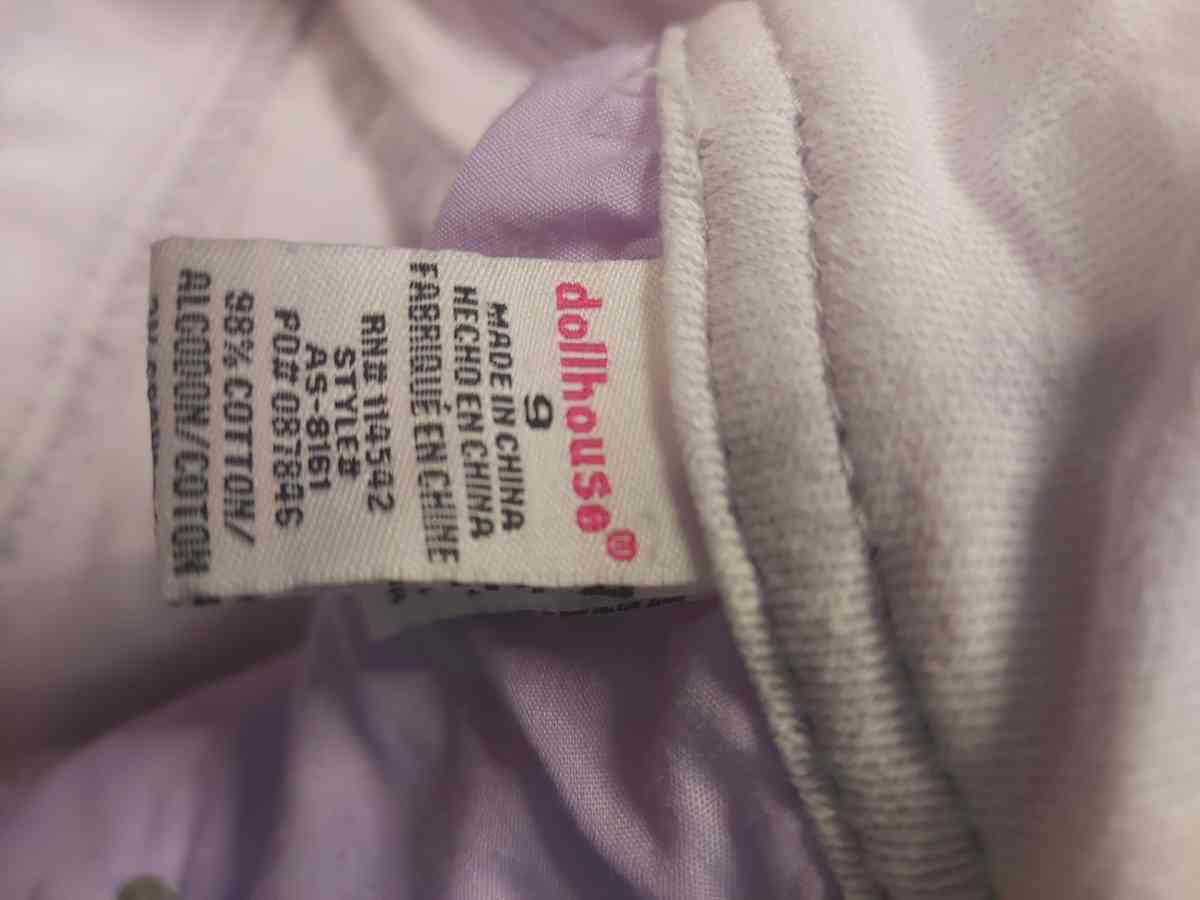 Dollhouse Lilac Purple Raw Hem Shorts Size Juniors - Atlanta, Georgia - FleaMarketBay