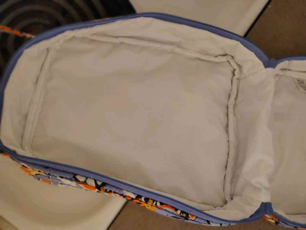 brand new Vera Bradley iconic Paisley lunch box - Kissimmee, Florida - FleaMarketBay