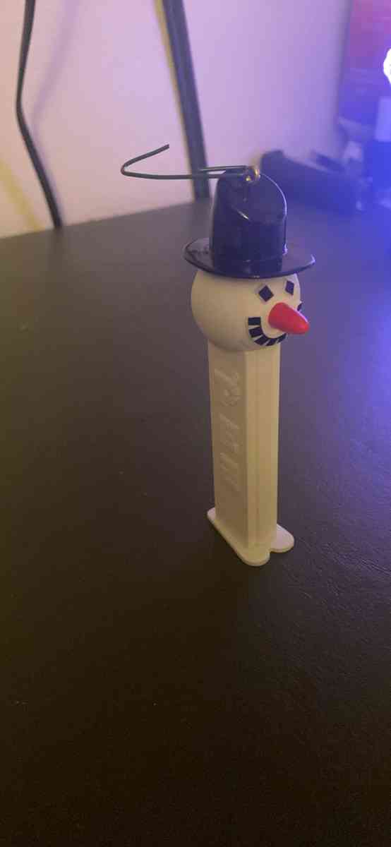 snowman pez candy ornaments - San Jose, California - FleaMarketBay