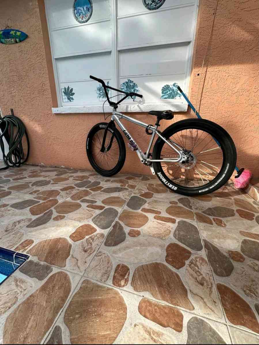 29 se bike - Astor, Florida - FleaMarketBay