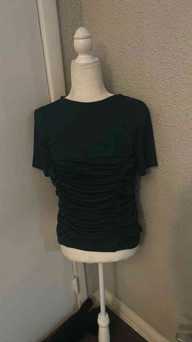 SHEIN Green Ruched Front Short Sleeve Crewneck Top Size XL O - Atlanta, Georgia