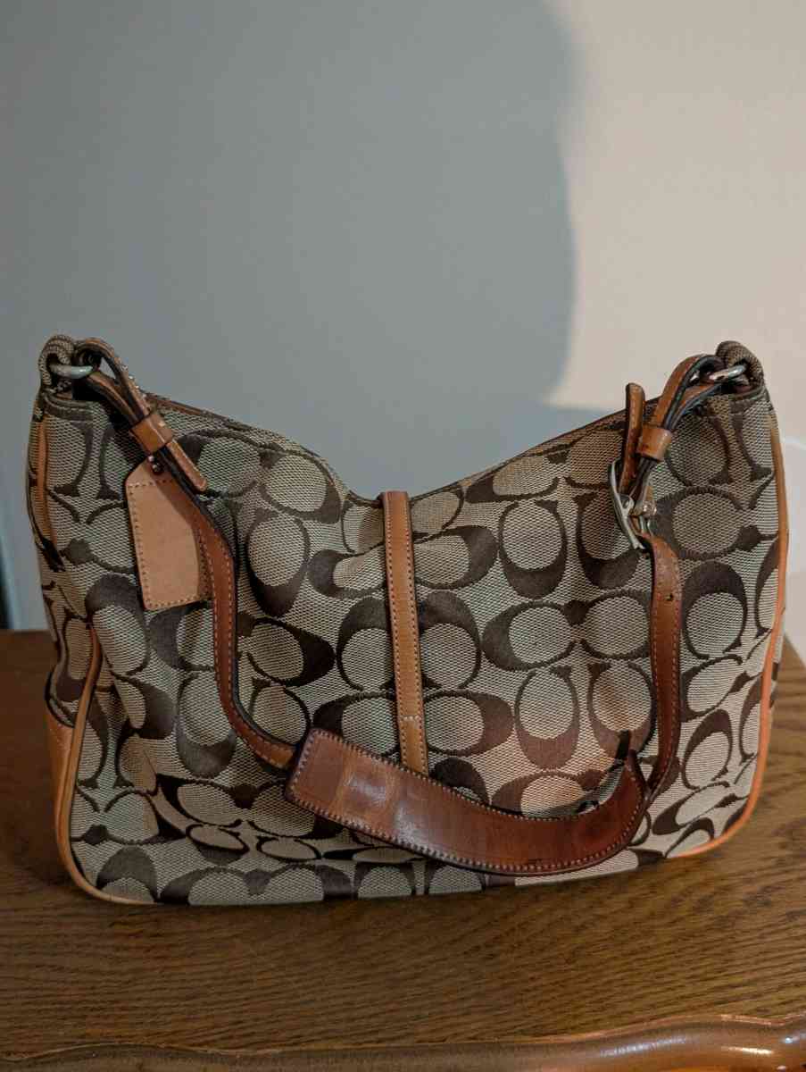Brown Shoulder Bag - Baltimore, Ohio - FleaMarketBay