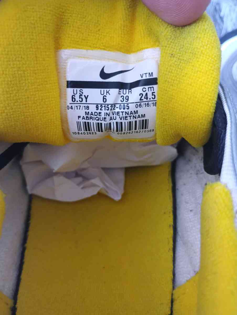 NIKE AIR MAX 97 BLACK WHITE AMARILLO YELLOW SEAN WOTHERSPOON - Frostproof, Florida - FleaMarketBay