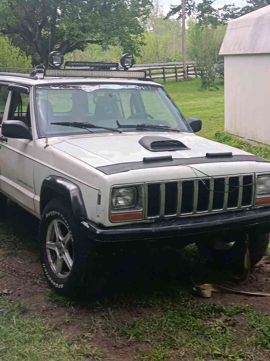 87 Jeep Cherokee - Richmond, Kentucky - FleaMarketBay