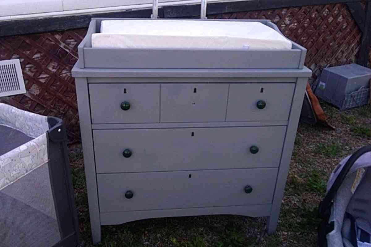 changing station - Bedford, Virginia