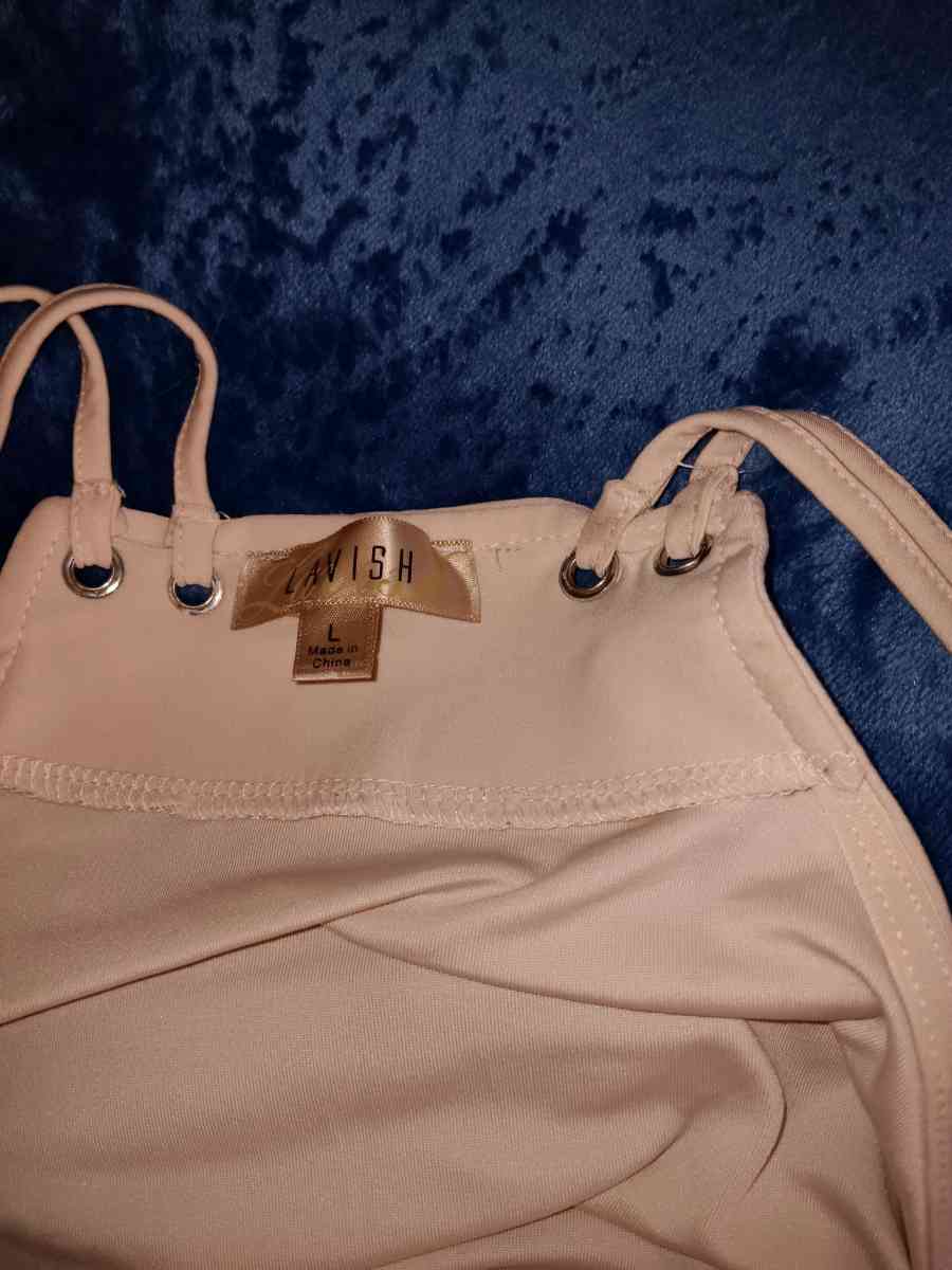 Pink tank top - Alpine, Arizona - FleaMarketBay